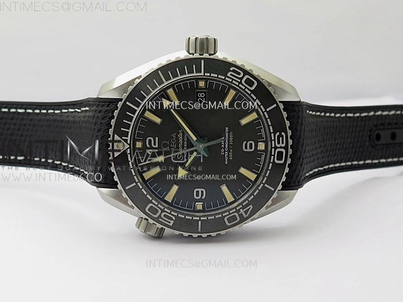 Planet Ocean 600M 43.5mm Black Ceramic Bezel SS VSF 1:1 Best Edition Gray Dial on Black Rubber Strap A8900
